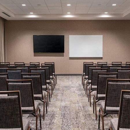 Courtyard By Marriott Petaluma Sonoma County Hotel ภายนอก รูปภาพ