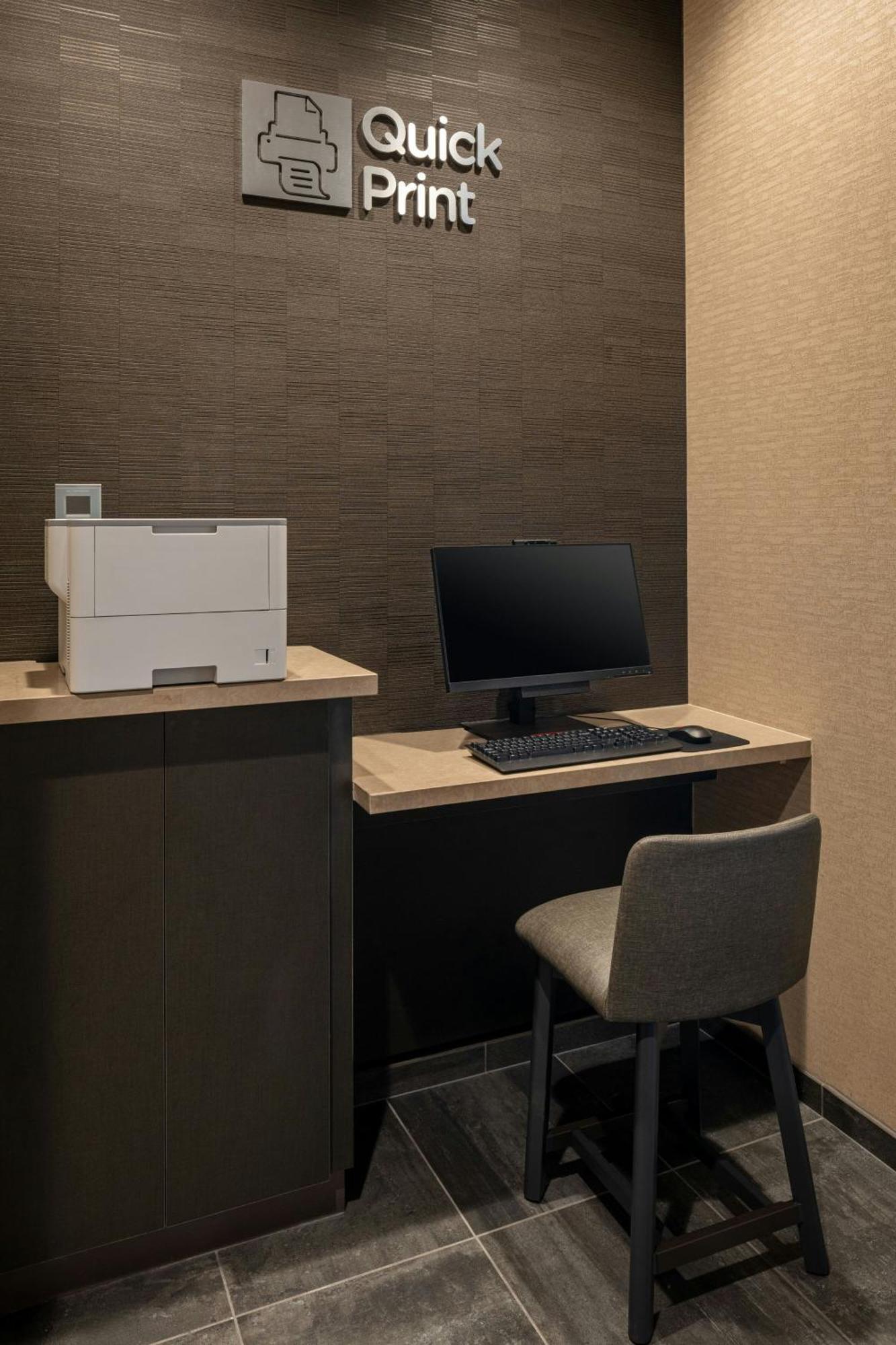 Courtyard By Marriott Petaluma Sonoma County Hotel ภายนอก รูปภาพ